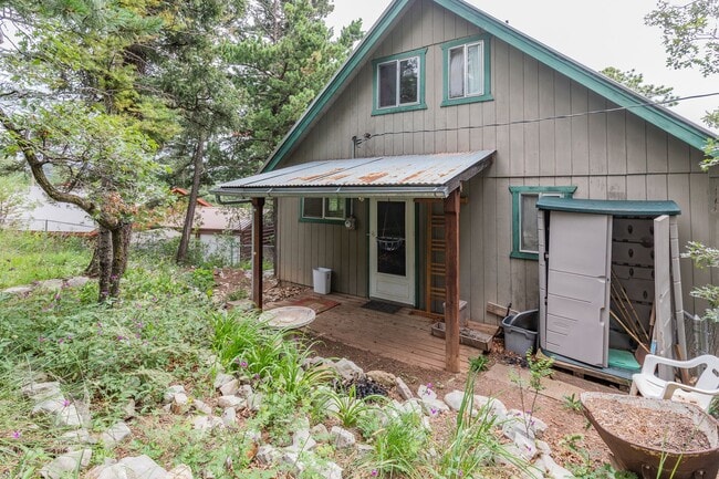 Building Photo - Great Mountain Home - Fully Furnished