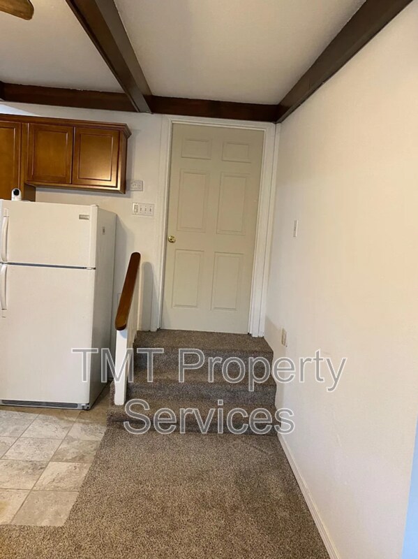 Building Photo - 2051 Inman Ave