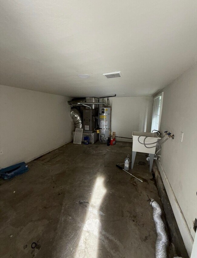 Building Photo - Vallejo's Heritage District