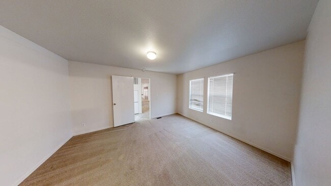 Building Photo - 1520 N Austin