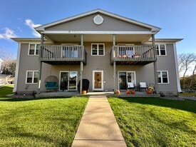 Building Photo - 2046 Cliff Alex Ct S