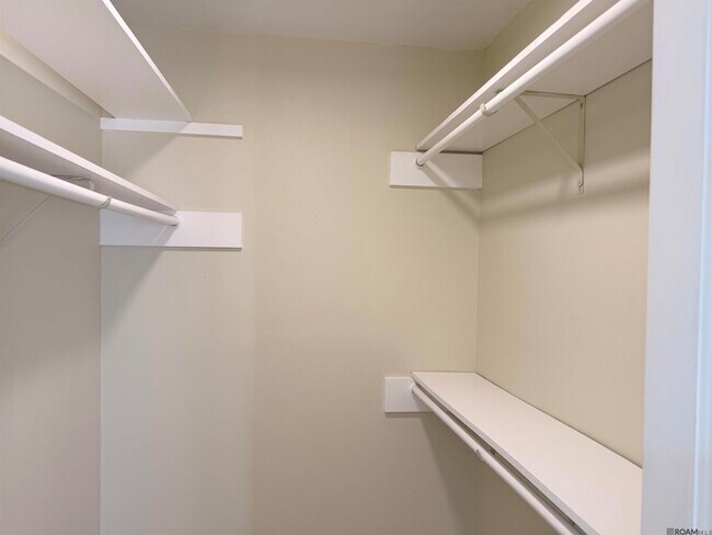 Building Photo - 5254 Stumberg Ln