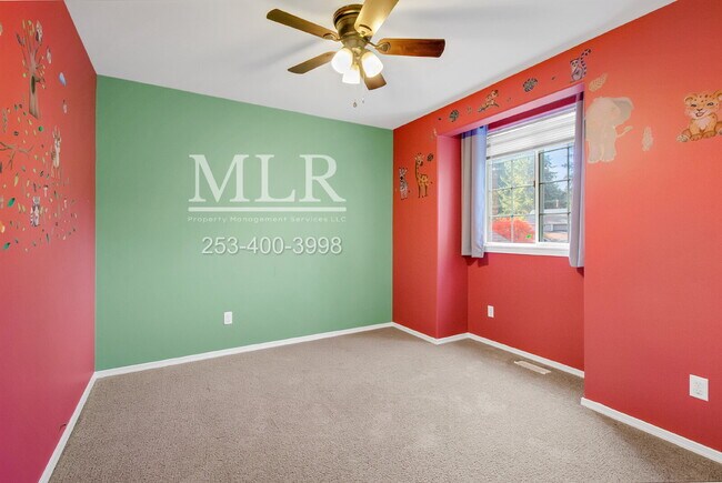 Building Photo - Half-Acre Corner Lot with Hot Tub, Deck, a...