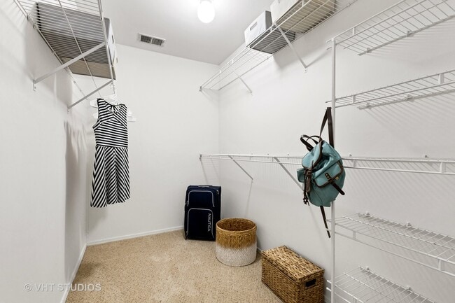 Building Photo - 13 Burberry Cir