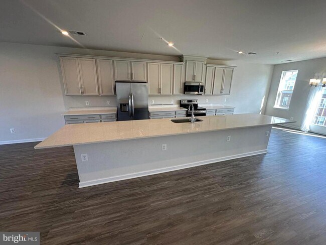 Building Photo - 3727 Silver View Ln