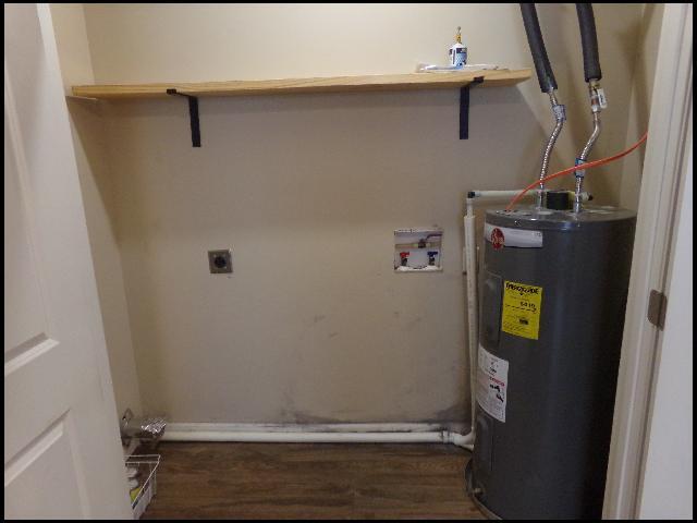 Building Photo - 802 Wright Ave