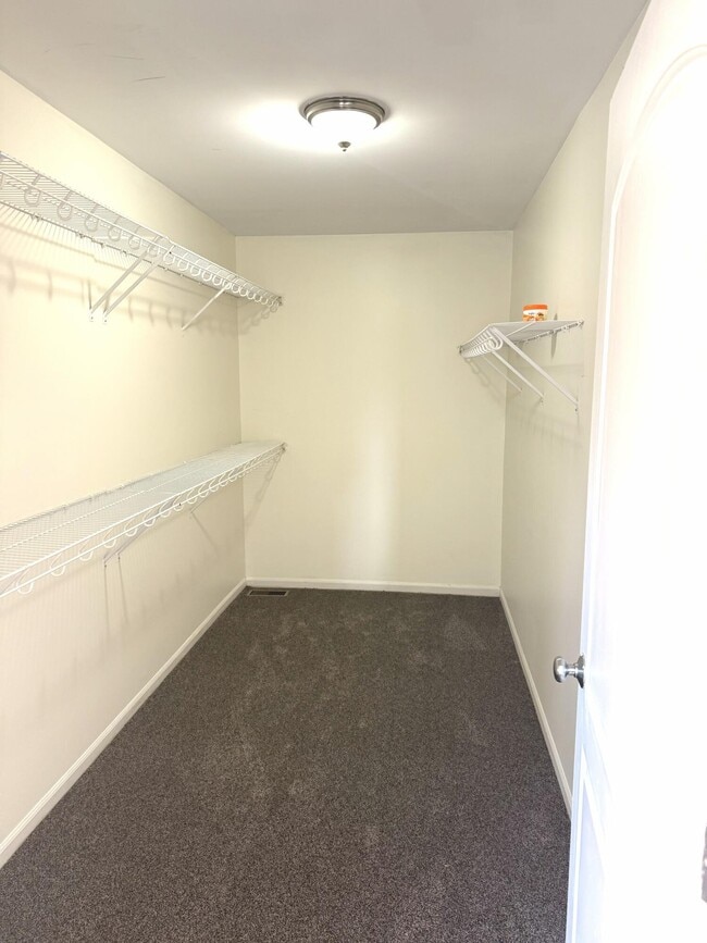 Building Photo - 33213 Saddleback Dr