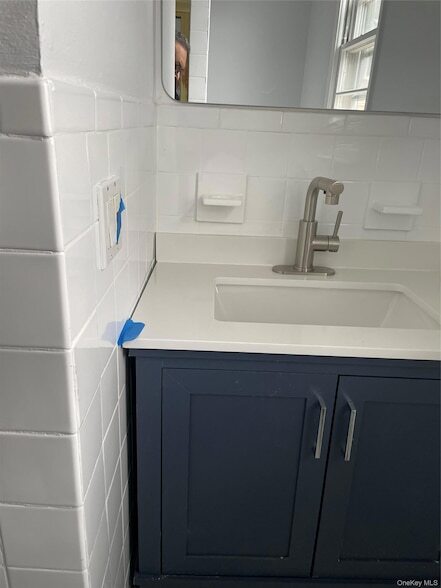 Building Photo - 287 Mary Lou Ave