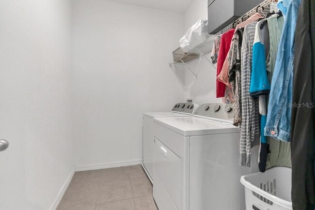 Building Photo - 12880 Westside Vlg Lp