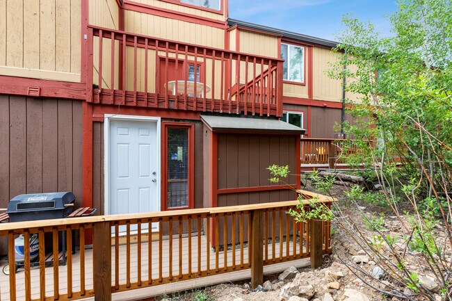 Building Photo - 97 Illinois Gulch Rd