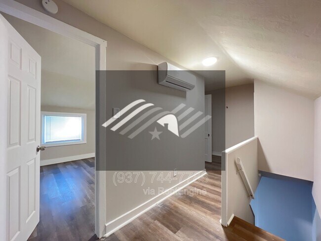 Building Photo - 1548 Lingo St