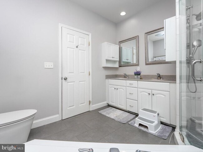 Building Photo - 1458 Highfield Ct