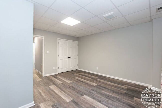 Building Photo - 810 Tacy Pl