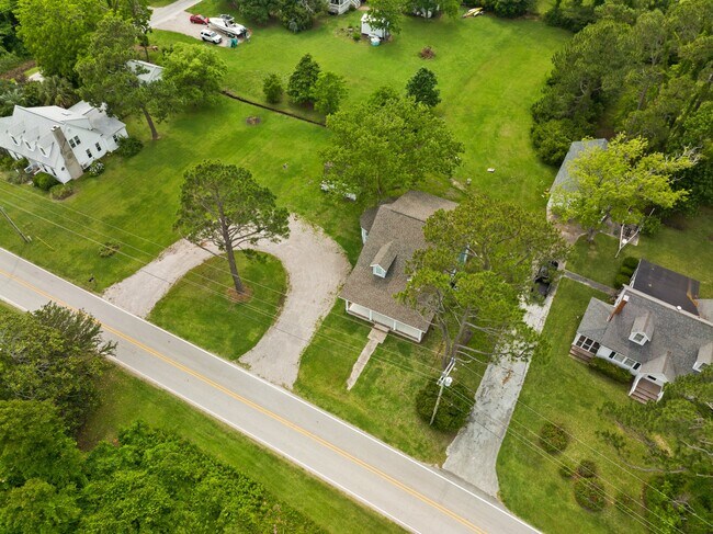 Building Photo - 1218 Marshallberg Rd