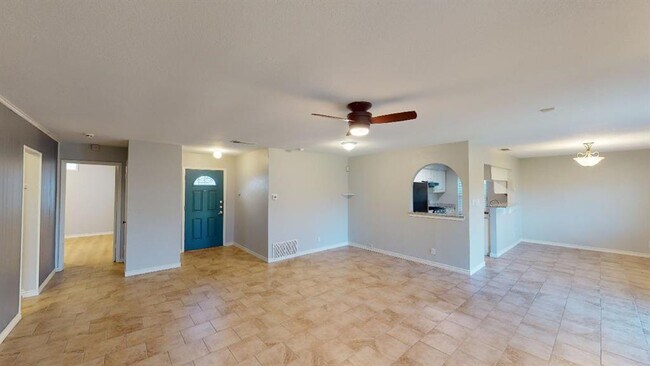 Building Photo - 10214 Missel Thrush Dr