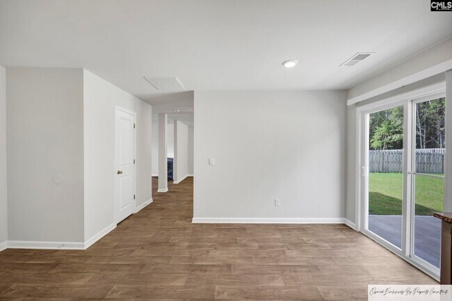 Building Photo - 148 Rushton Dr