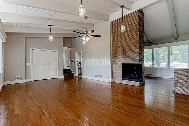 Building Photo - 1317 HardScrabble Road, 29203; #1686 - 1686