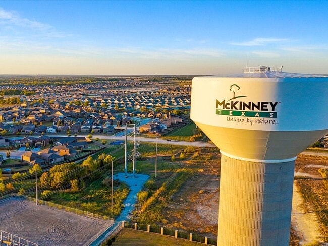 Building Photo - 1621 Baugh St