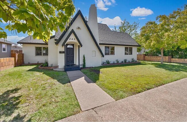 Primary Photo - 345 J St