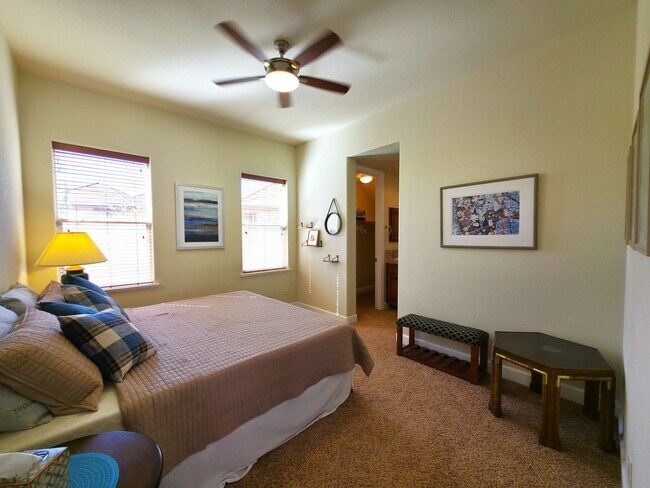 Building Photo - All-Inclusive Executive Luxury in Somerset...