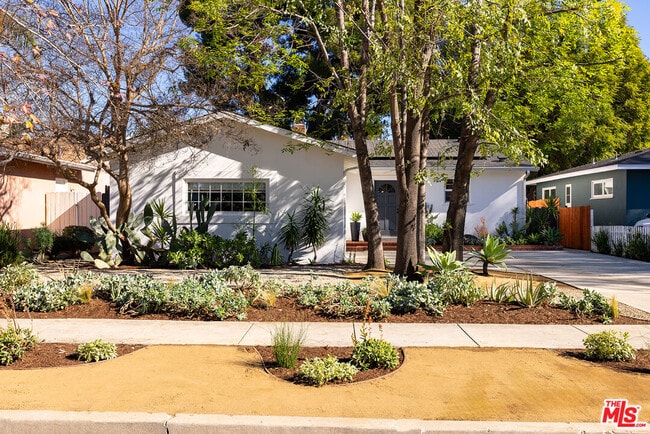 Building Photo - 5812 Bevis Ave