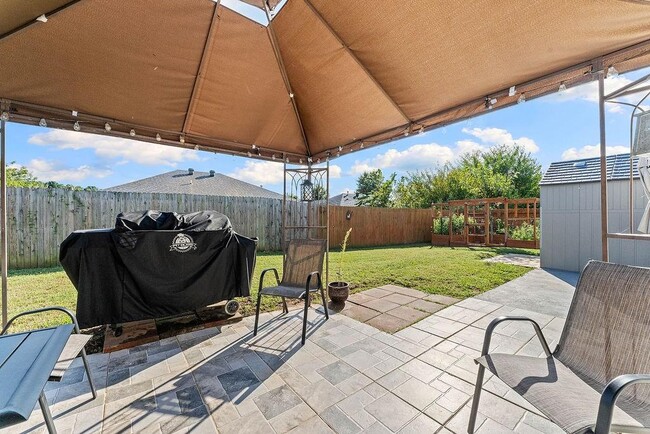 Building Photo - 3409 SW Picasso Blvd