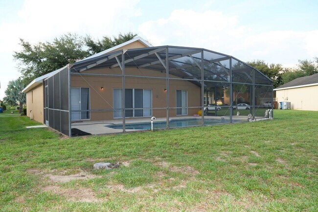Building Photo - 4 Bedroom Pool Home Available Now!