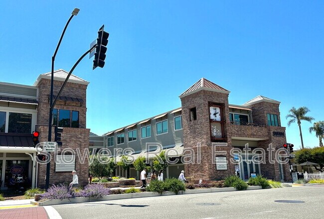 Building Photo - 111 W Prospect Ave