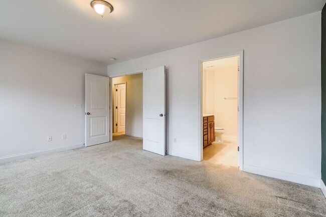 Building Photo - 4440 Lord Mario Ct