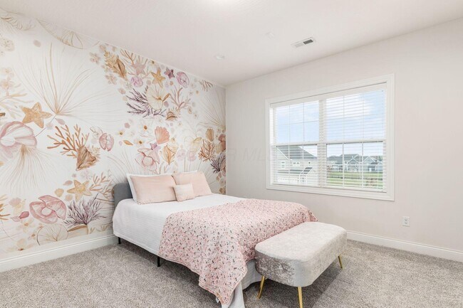 Building Photo - 5962 Laurel Ln