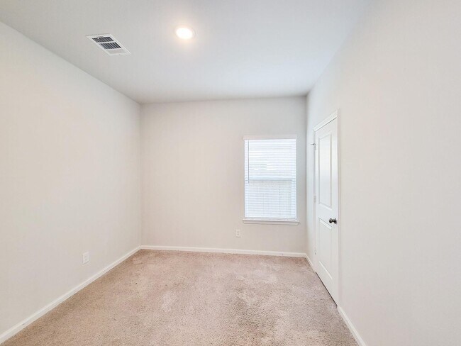 Building Photo - Welcome Home! Your never-lived-in sanctuary awaits your arrival. Have a large household? This 5-b...