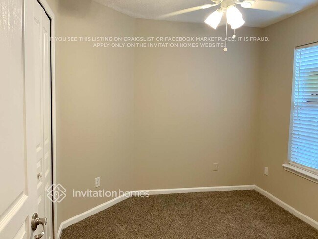 Building Photo - 3582 Live Oak Hollow Dr