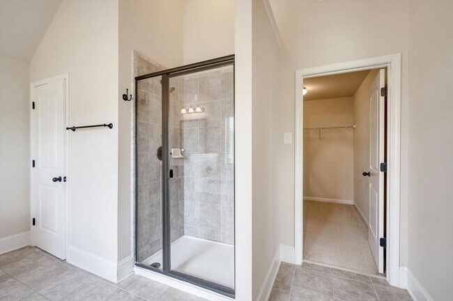 Building Photo - 542 Oconee Cir