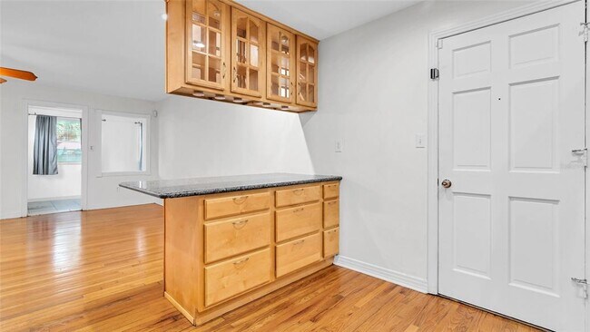 Building Photo - 4211 W Knights Ave