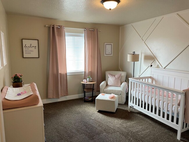 Building Photo - 3 bedroom 2.5 bath in Spanish Fork