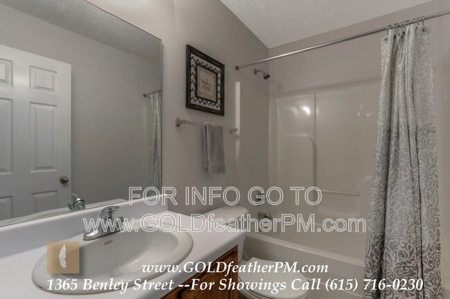 Building Photo - 1351 Benley St