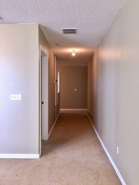 Building Photo - AVALON PARK!MOVE IN NOW! LARGE 5bd 2.5 bat...