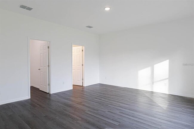 Building Photo - 442 Tobias St