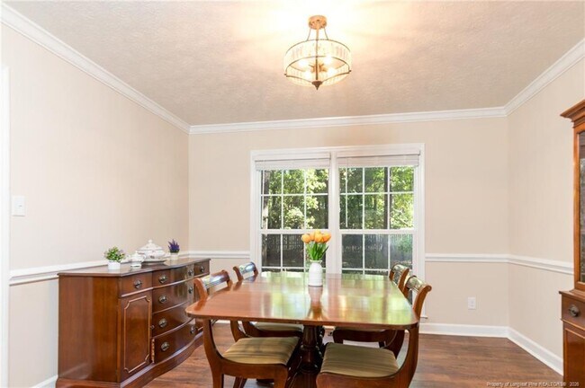 Building Photo - 3356 Quarry Dr