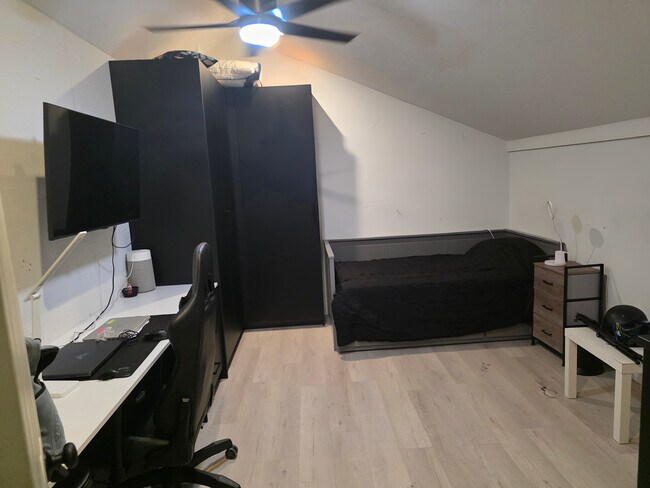 Building Photo - 3425 Timberwood Cir