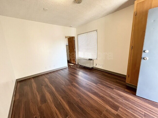 Building Photo - 3745 Hospital Rd