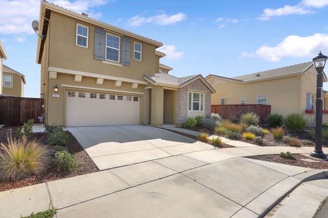 Building Photo - **Rent Reduction** Beautiful home in desirable Spring Lake community Woodland