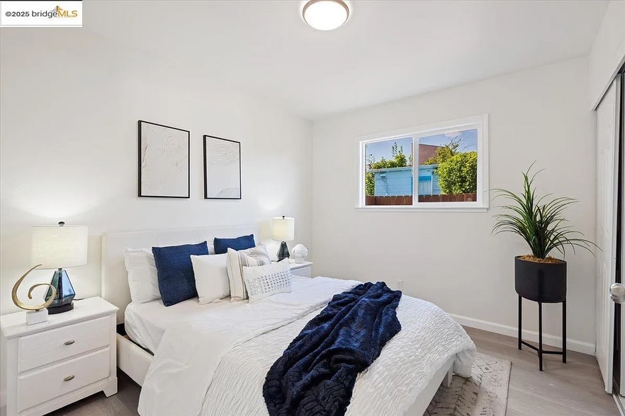 Building Photo - 2846 McGee Ave