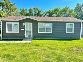 Building Photo - Updated 3 Bedroom Home in Gary