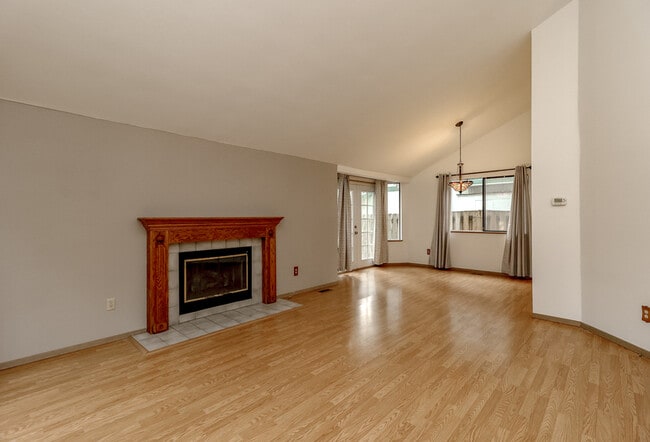 Building Photo - 3223 S 372nd St