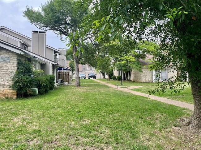 Building Photo - 1721 Timber Ridge Dr