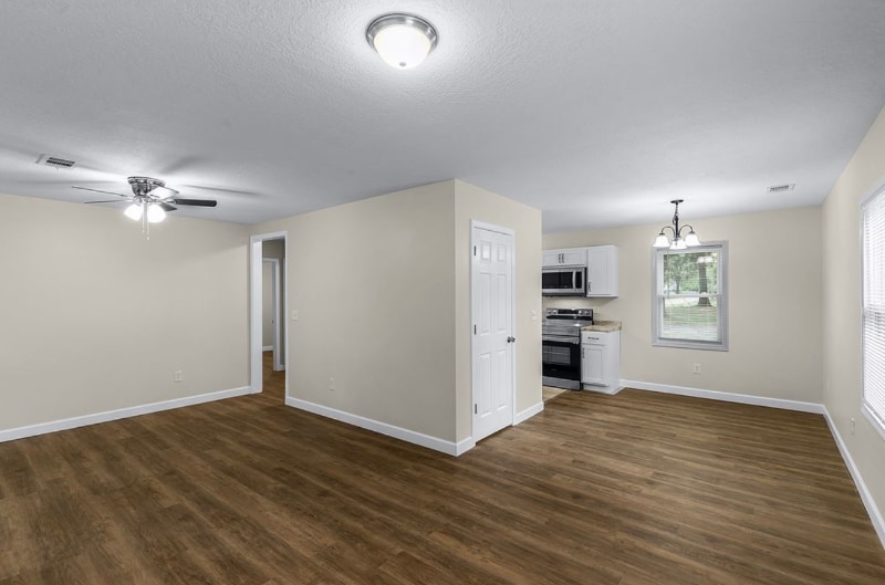 Building Photo - 4023 Hawthorne St