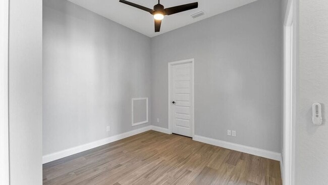 Building Photo - 1170 Windjammer Dr