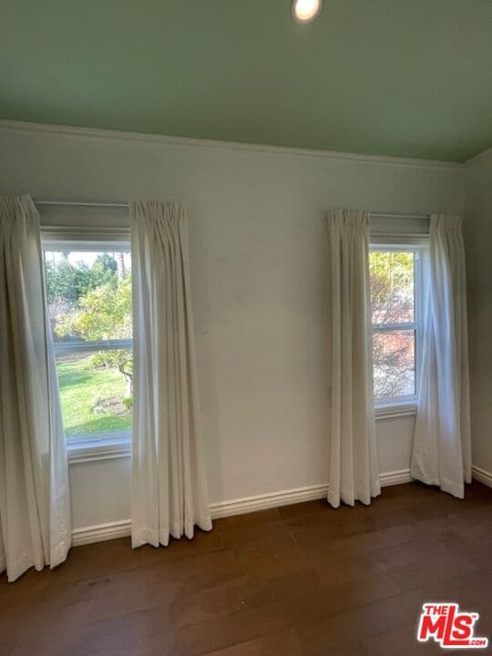 Building Photo - 459 S Holt Ave