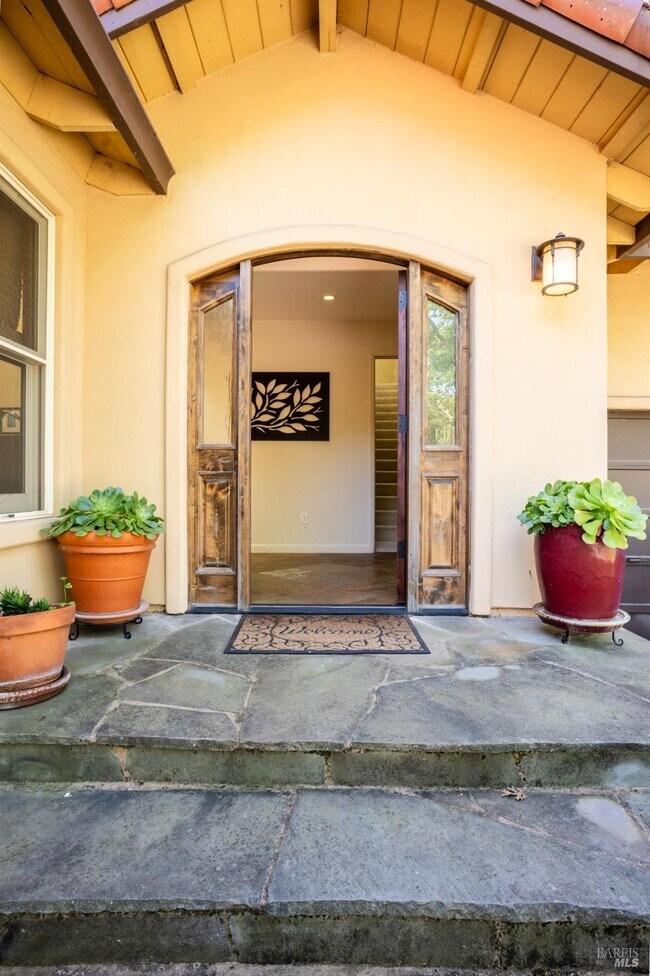 Building Photo - 452 Chestnut Ave